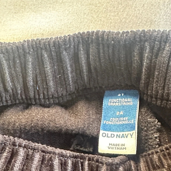 Old Navy Kids Black Corduroy pants - Picture 2 of 4